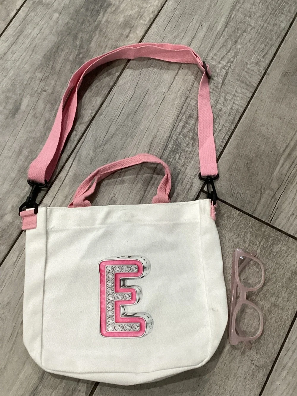 Source Unknown White and Pink Kids Shoulder Bag with Initial E